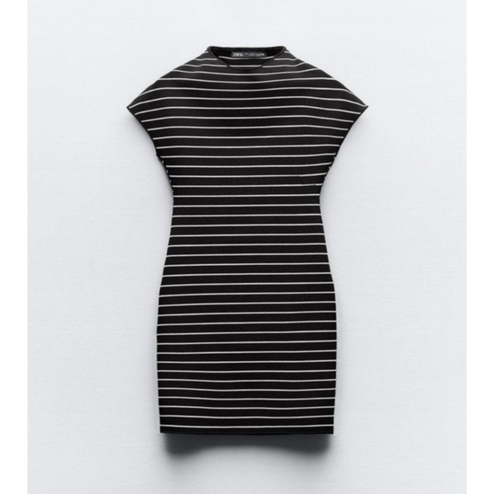 NWOT ZARA Short Stretch Knit Dress